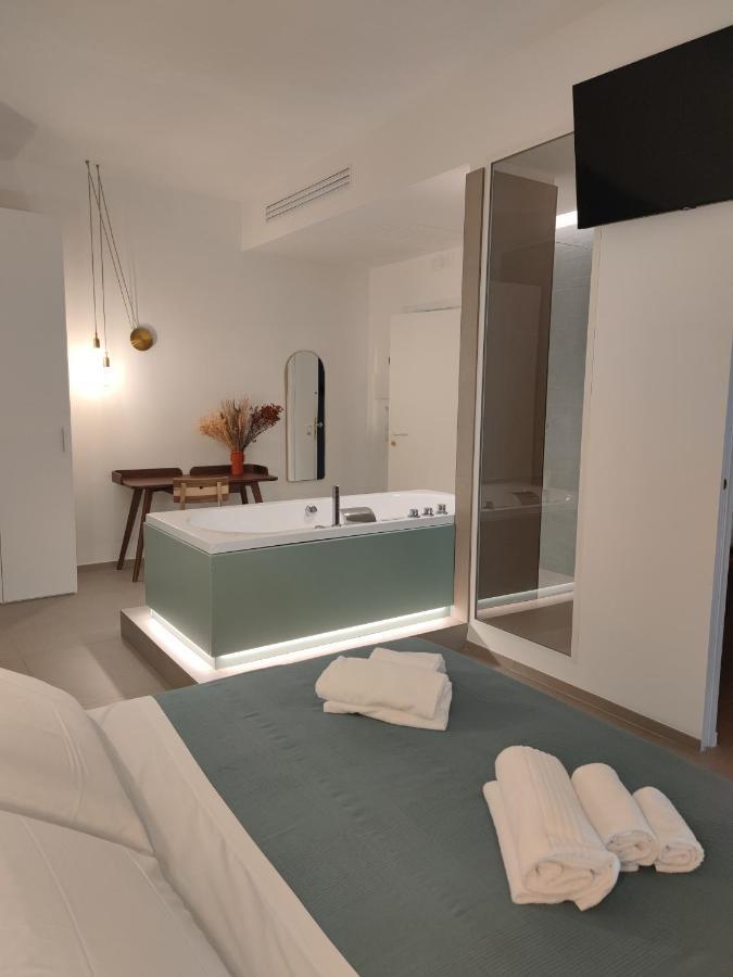 Sfumature D'Amare Hotel Monopoli Luaran gambar